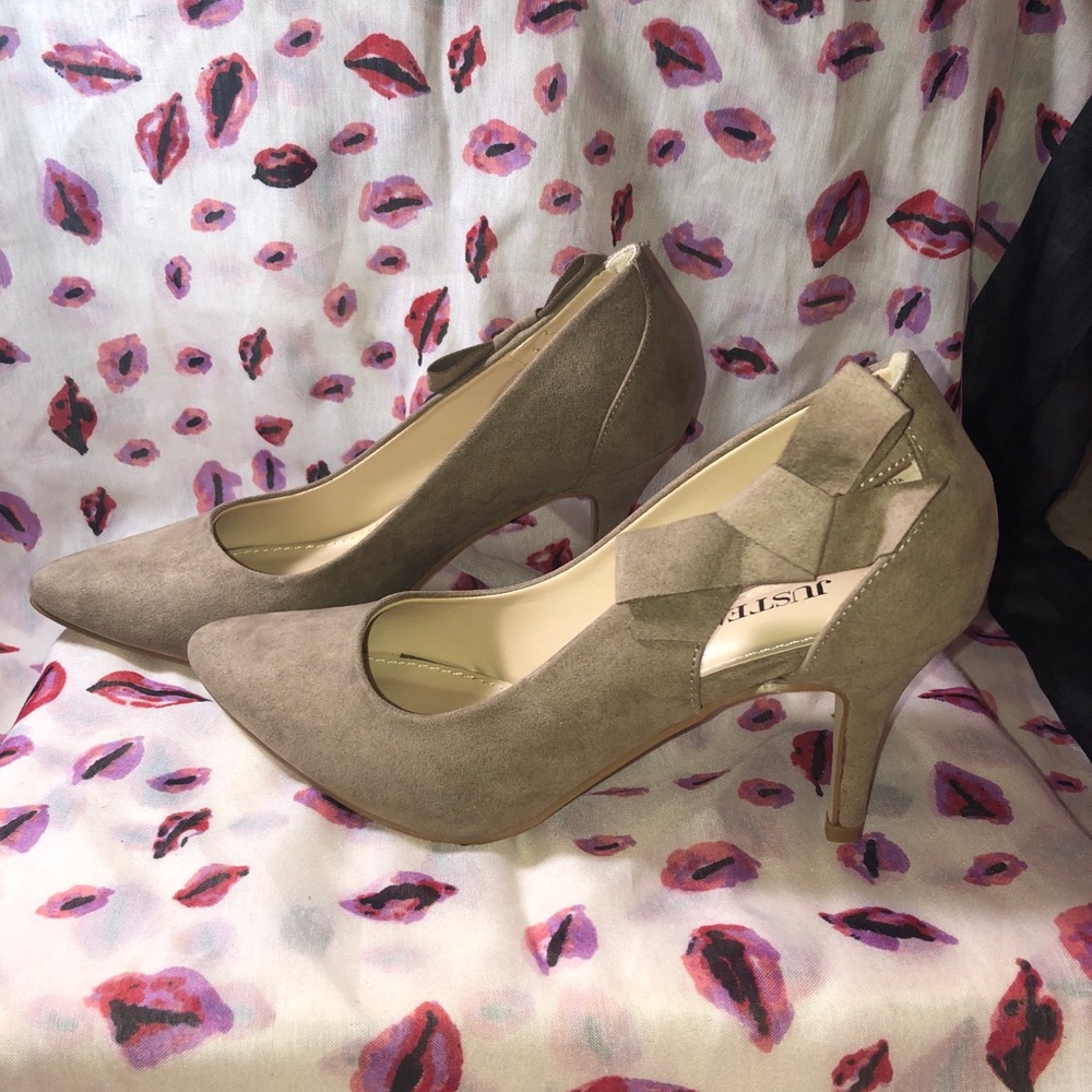 Carletta Pumps by JustFab
